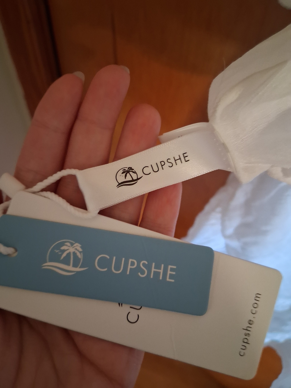 Cupshe White Cover up NWT